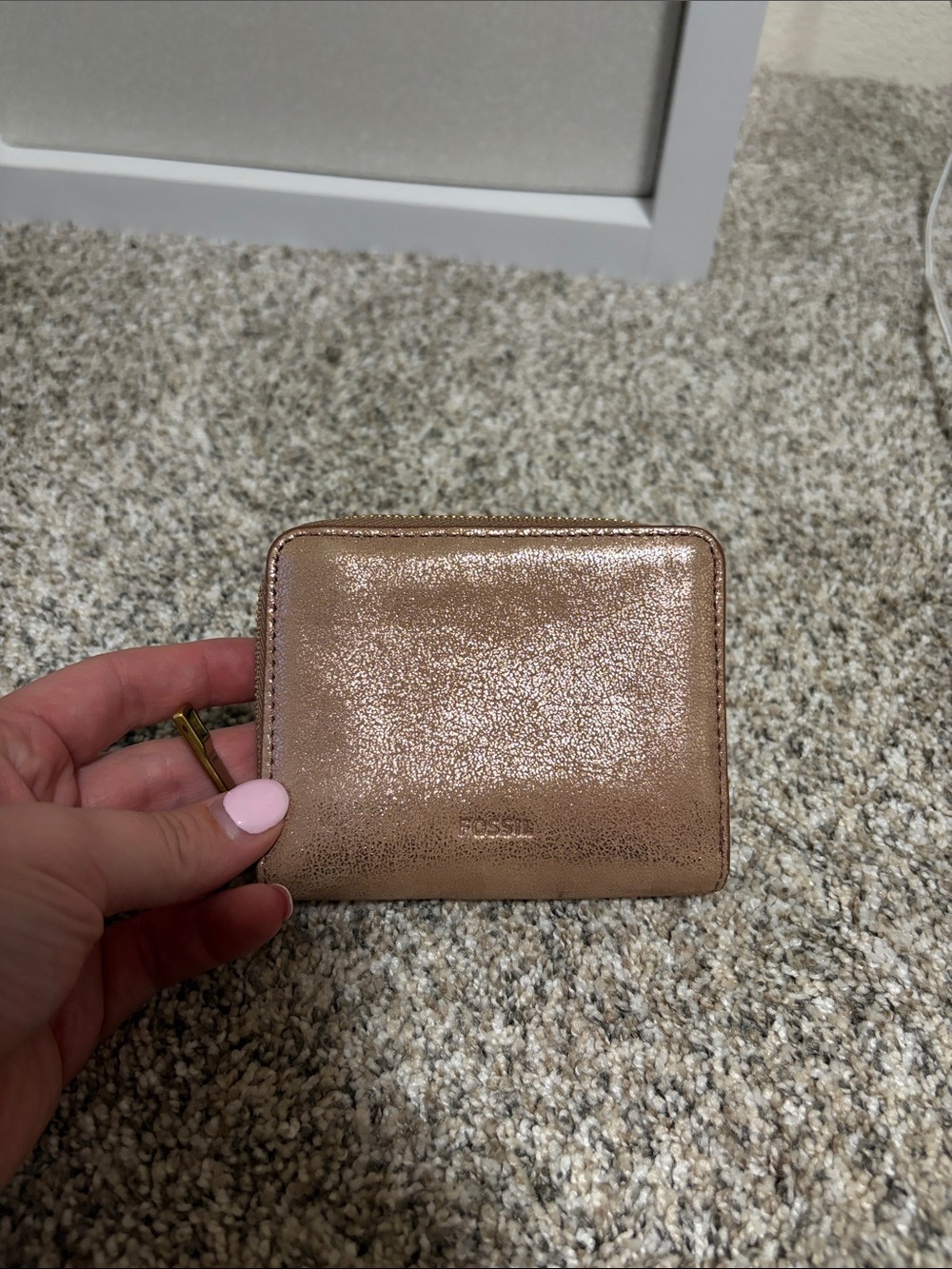 Fossil Metallic Rose Gold Zip Card Holder